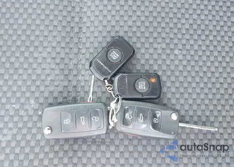 2013 Volkswagen Jetta 2.0L S из США, поврежденный, VIN 3VW2K7AJ3DM412139